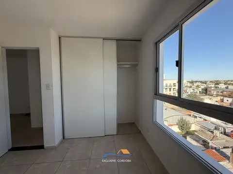 DEPARTAMENTO EN ALQUILER CON BALCON Y TERRAZA CON PISCINA ALTO ALBERDI
