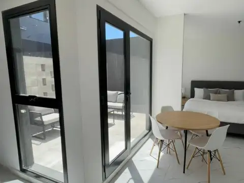 Departamento a estrenar en venta. Monoambiente con patio. Parrillas y Solarium.