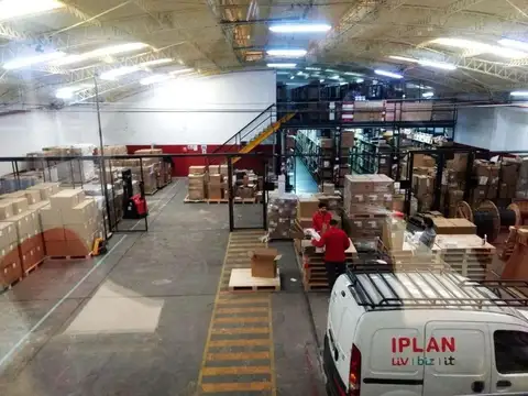 Galpon en Venta en Villa Ortuzar, USD 2.000.000