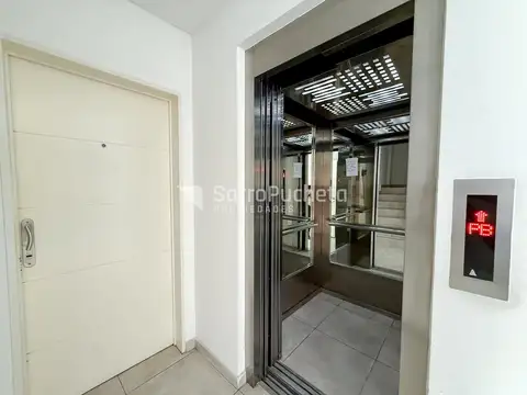 Venta departamento 2 ambientes con balcon en Morón Sur