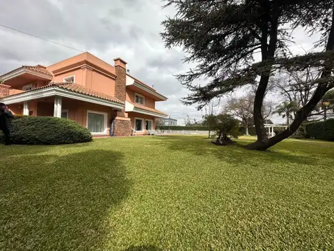Casa en Venta de 4 dormitorios