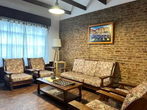 VENTA CASA 6 AMBIENTES EN TERRENO PROPIO BARRACAS