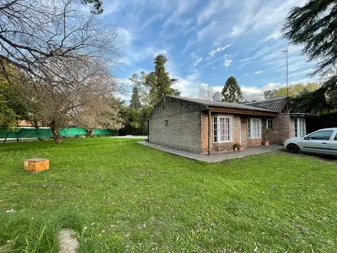 Terreno a la venta con casa prefabricada en barrio San Ignacio - San Miguel