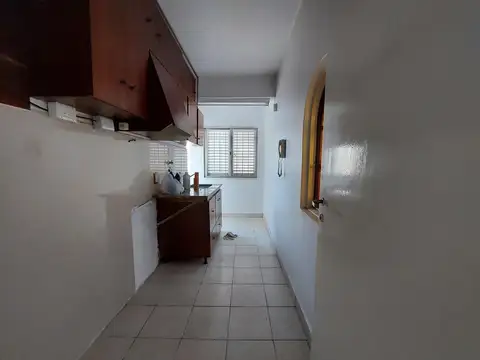 Departamento 5 ambientes con 1 baño