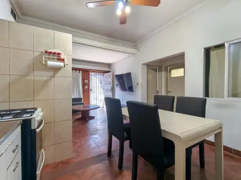 Casa 3 ambientes con 1 baño