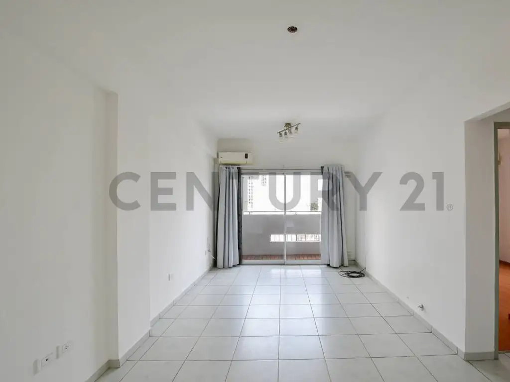 1 entre 45 y 46 600, Piso 0