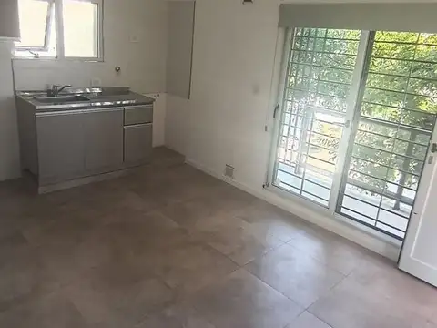 Departamento en Alquiler en Santo Tome, $ 450.000