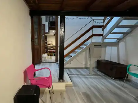 Depto Tipo Casa en Venta 80 años