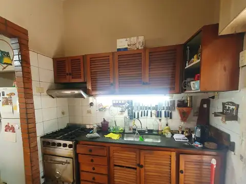 EXCELENTE PH 4 AMBIENTES CON PATIO