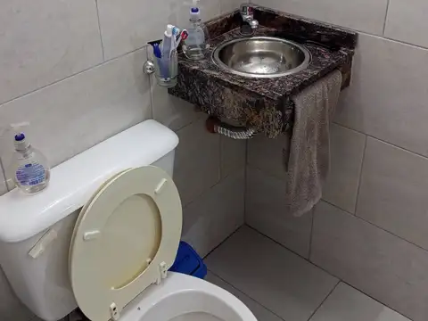 Depto Tipo Casa Monoambiente con 1 baño