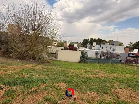 Lote en Las Cañitas Barrio Privado