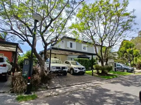 CASA 3 DORMITORIOS - BARRIO PARQUE EL TALAR -