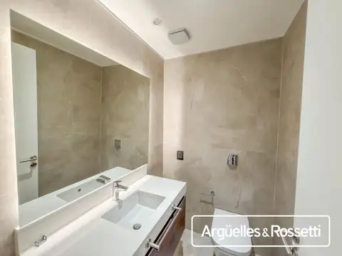 Departamento en Alquiler con 2 cocheras