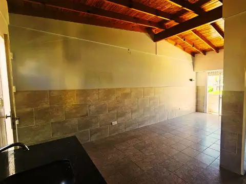 Depto Tipo Casa 2 ambientes con 1 baño