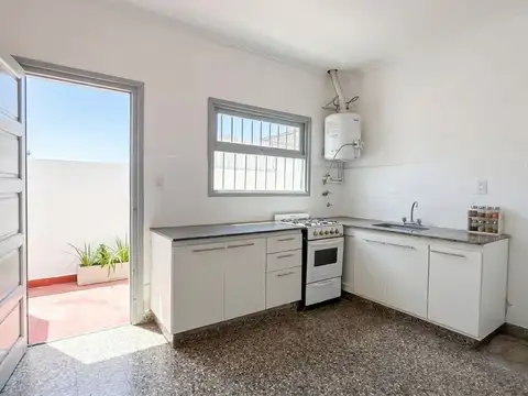 VENTA PH 3 AMBIENTES VILLA PRIMERA RECICLADO