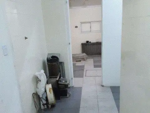 Local en Venta Via Pública