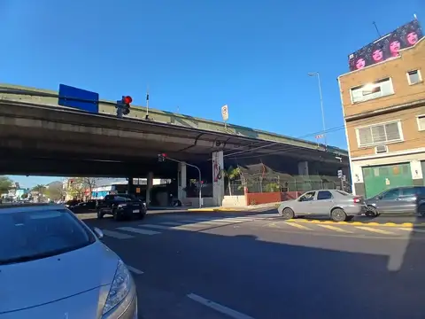 Avenida Carabobo 800