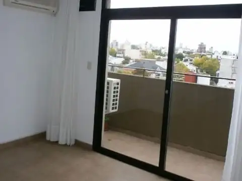 Dúplex al frente en 4to. piso.