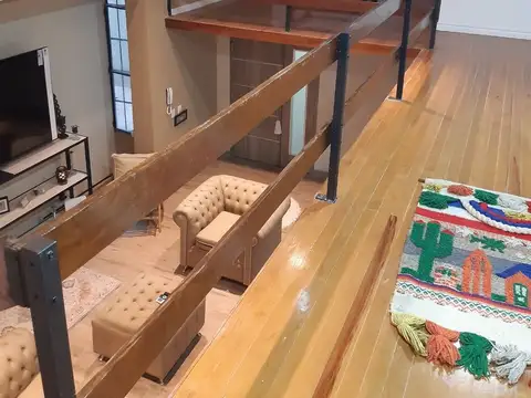 Depto Tipo Casa 4 ambientes con 2 baños