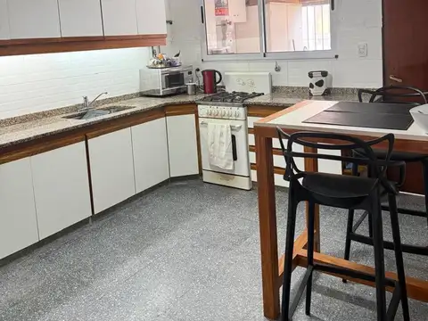 PH EN VENTA 3 AMB. JARDIN, PARRILLA, SAN FERNANDO