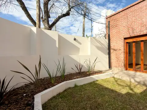 Depto Tipo Casa en Venta de 6 ambientes