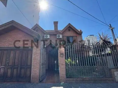 CASA EN VENTA 6 AMB EN WILDE APTO CREDITO