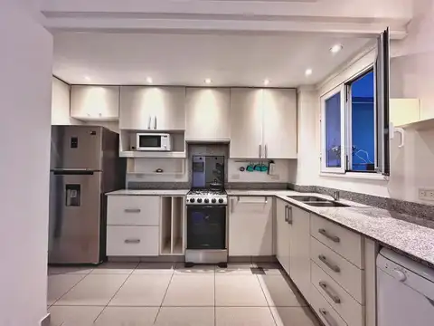 Departamento en Alquiler en Recoleta, USD 1.550