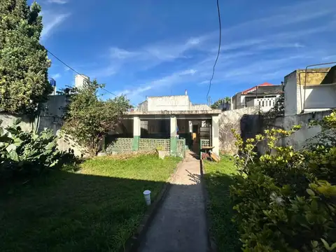 VENTA CASA 4 AMBIENTES CASTELAR MORON IDEAL INVERSOR