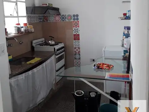 Casa en venta - 1 Dormitorio 1 Baño - Cochera - 180Mts2 - La Plata