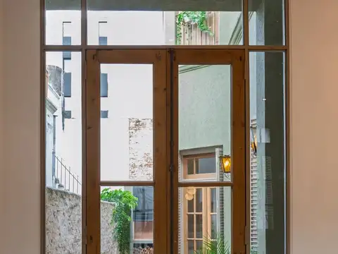 Casa 6 ambientes con 2 baños