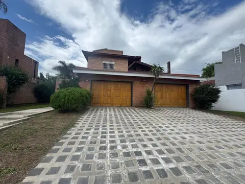 Casa en Venta en Costa Azul, USD 320.000