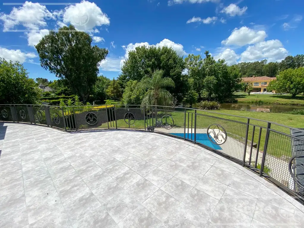 Casa en venta de 4 dormitorios en suite  con fondo al Lago en Abril Club de Campo, Guillermo Hudson - Foto 46