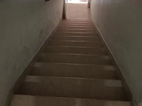 Depto Tipo Casa 6 ambientes con 3 baños