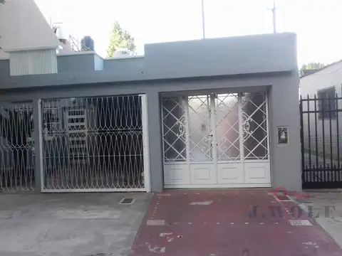 Pacifico Rodriguez al 5600