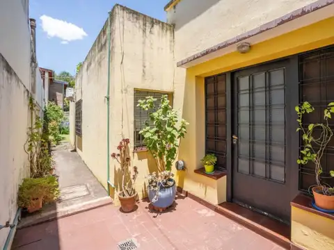Depto Tipo Casa en Venta 45 años