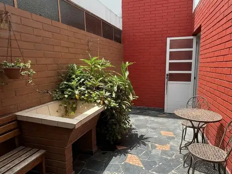 Ugarte al 2200