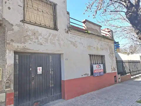 Venta vivienda 5 amb (a refaccionar)