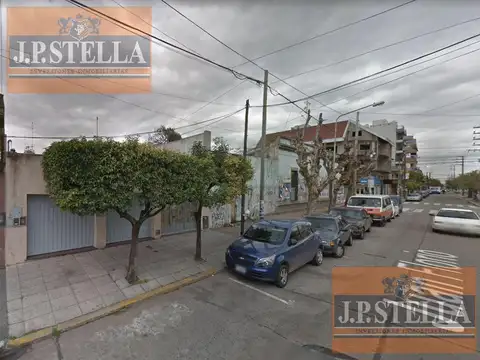 Terreno en Venta 20  mts Fondo