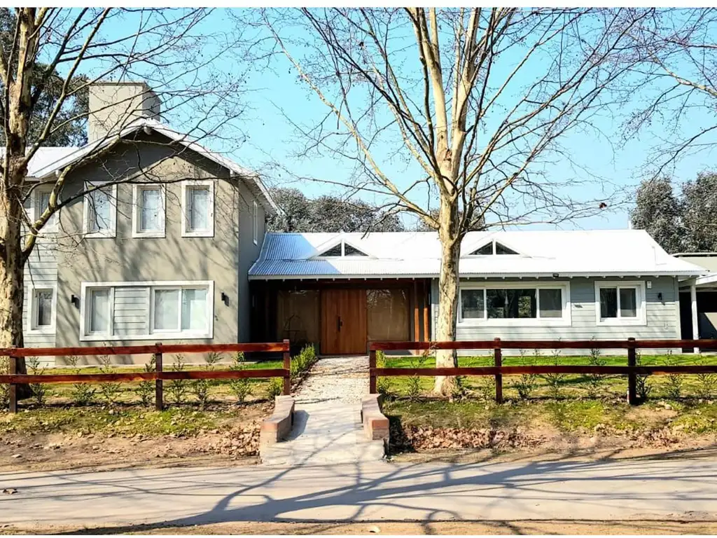 Quinta en Venta - 4 dormitorios -