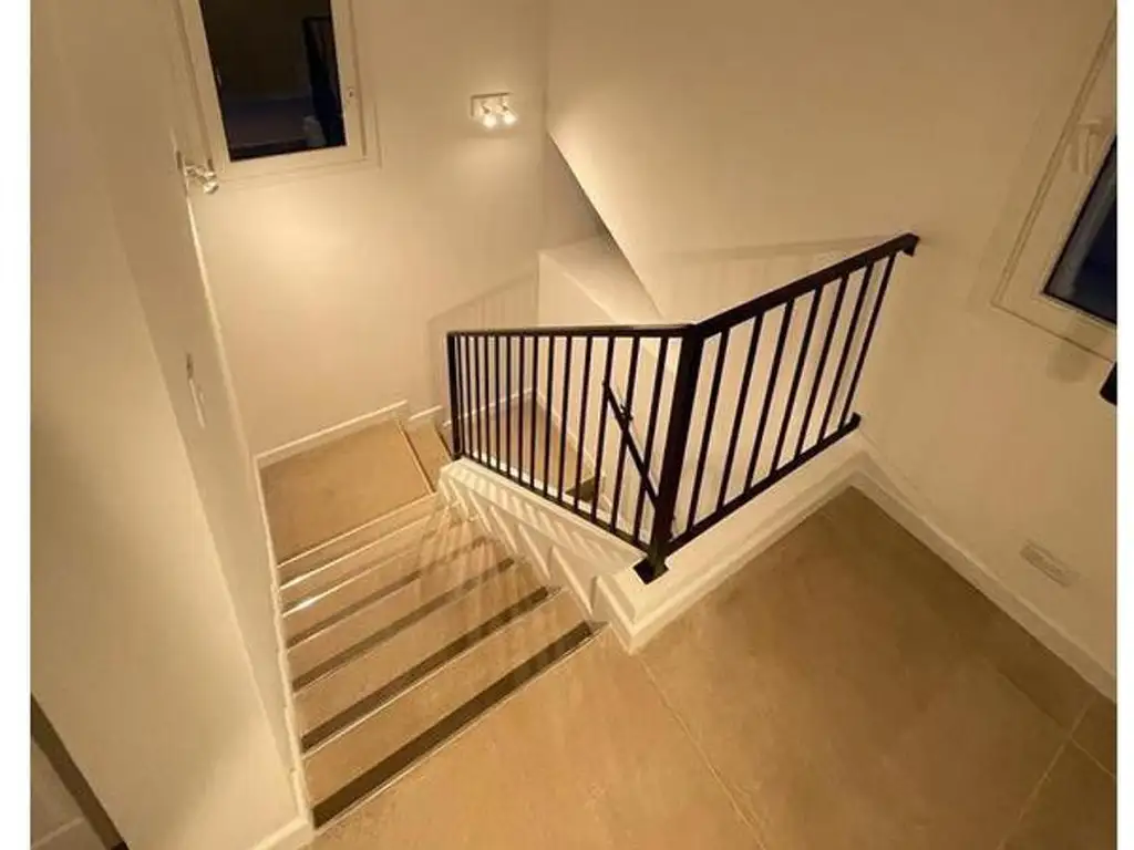 CASA DE CAMPO "NUEVA - EN LA COLINA GOLF&POLO - 5 AMB + DEP. - Foto 18