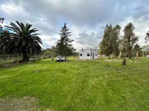 Lote 3700m2 c/construccion y potencial ampliacion