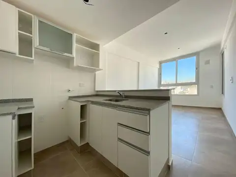 Departamento de 1 dormitorio contrafrente con balcón