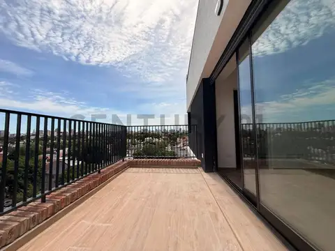 VENTA Triplex 3 amb con balcón, piscina y terraza propia + cochera  - Villa Urquiza