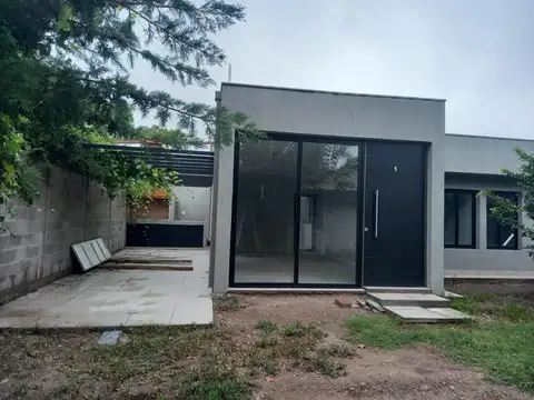 CASA A ESTRENAR CALLE CERVANTES GODOY CRUZ