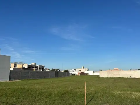 TERRENO EN VENTA EN CAÑUELAS ZONA URBANA