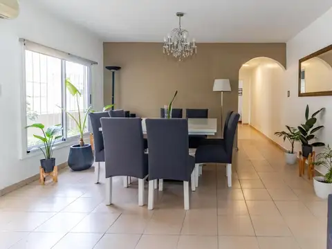 Depto Tipo Casa en Venta de 5 ambientes