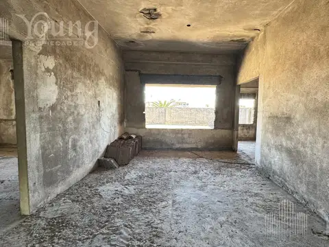 Galpon en Venta en Bernal Oeste, USD 99.000