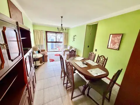 Av Diaz Vélez al 4500 10°