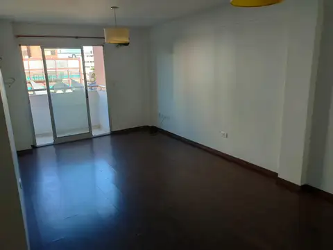 Departamento en Venta en Moron, USD 100.000