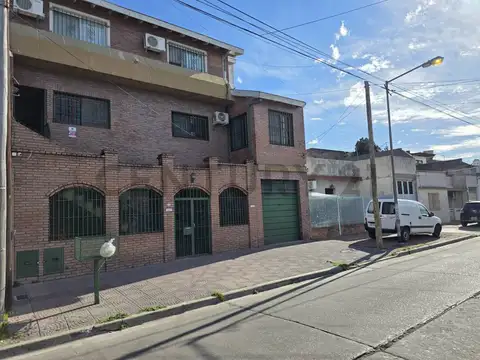 Marcelo T De Alvear 1900, Piso 0